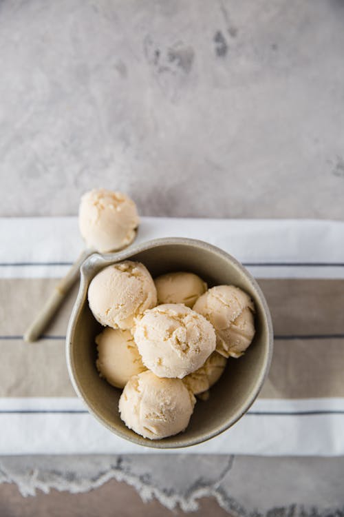 Creamy dairy-free keto vanilla ice cream