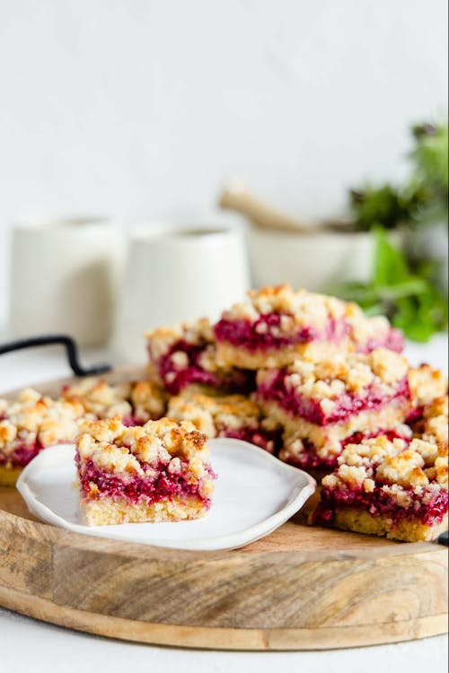 Keto berry squares